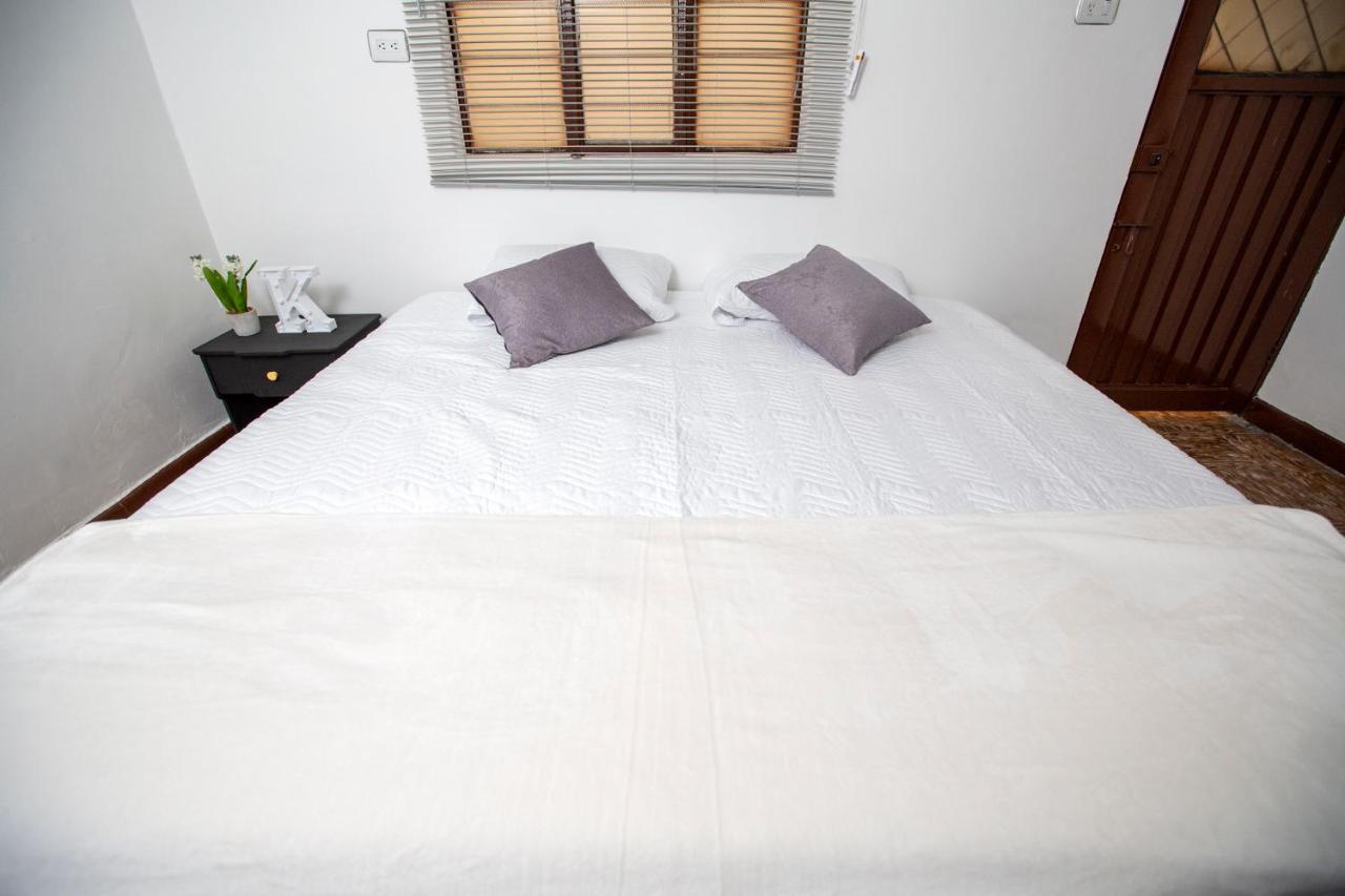 Komodo Alojamiento- Hostal Autoservicio, Ubicado Cerca Al Centro Historico - Bano Privado, Wifi , Cama 2X2 Y Agua Caliente Y Cocina Compartida Popayán Zewnętrze zdjęcie