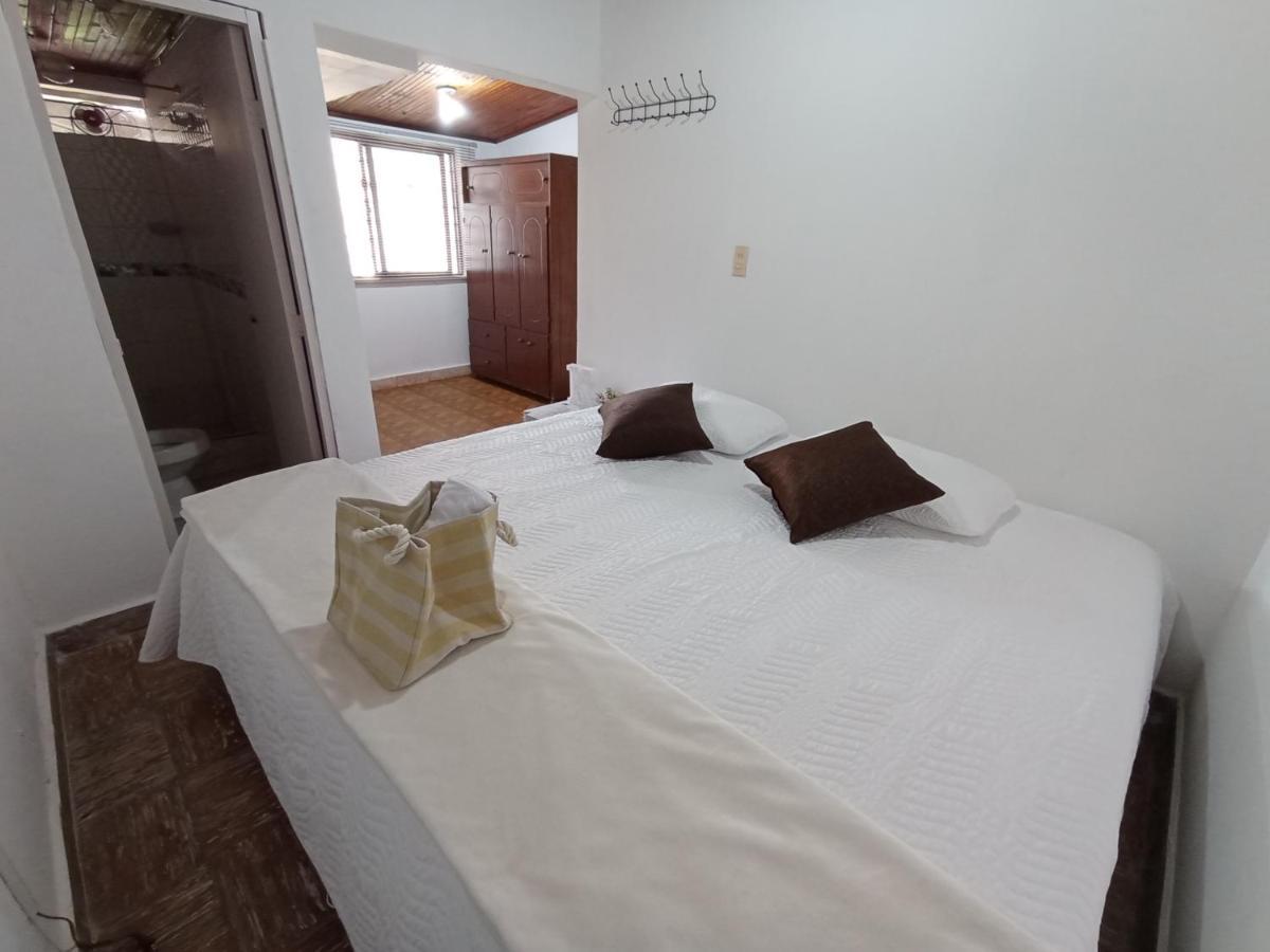 Komodo Alojamiento- Hostal Autoservicio, Ubicado Cerca Al Centro Historico - Bano Privado, Wifi , Cama 2X2 Y Agua Caliente Y Cocina Compartida Popayán Zewnętrze zdjęcie