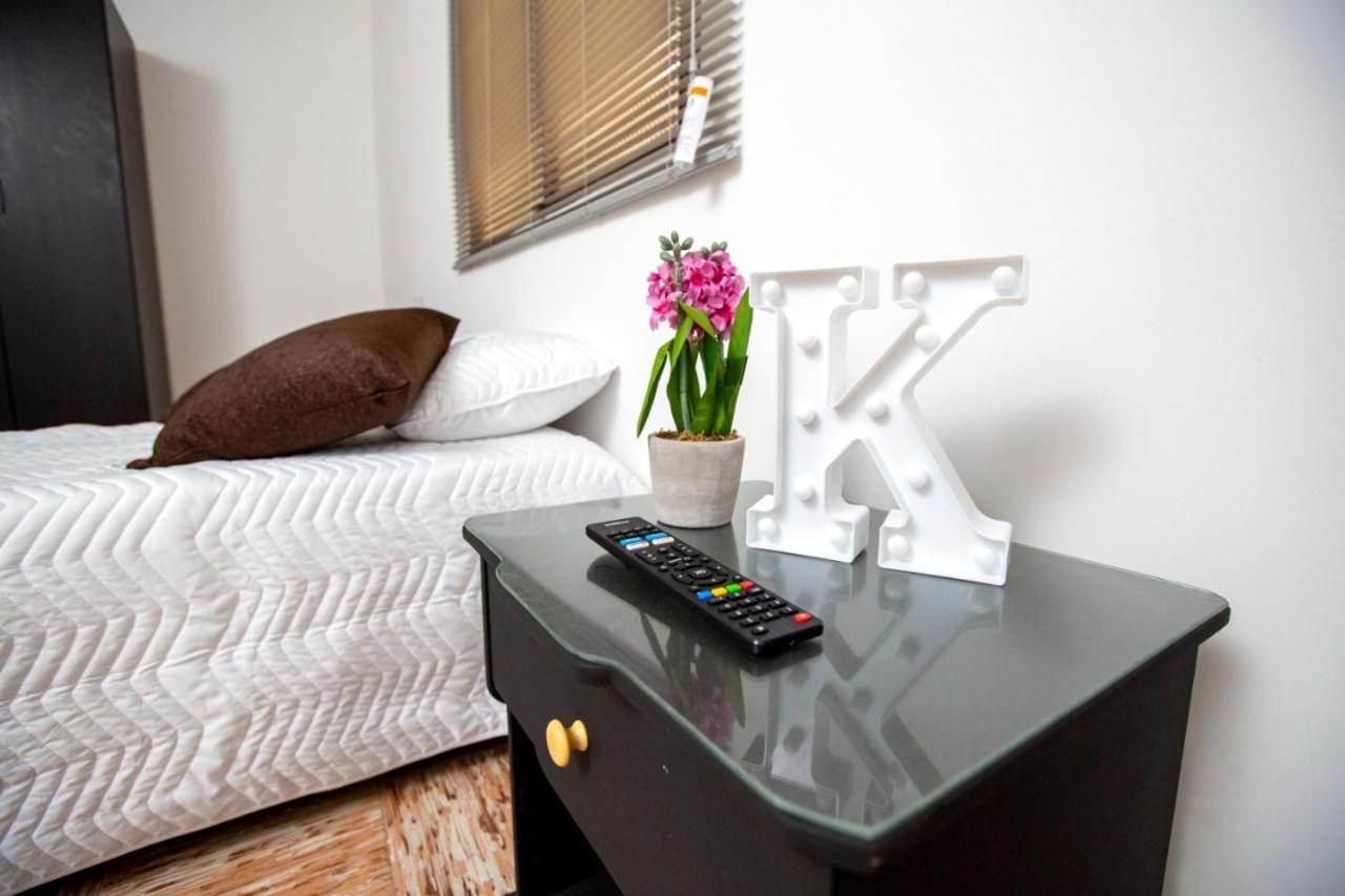 Komodo Alojamiento- Hostal Autoservicio, Ubicado Cerca Al Centro Historico - Bano Privado, Wifi , Cama 2X2 Y Agua Caliente Y Cocina Compartida Popayán Zewnętrze zdjęcie