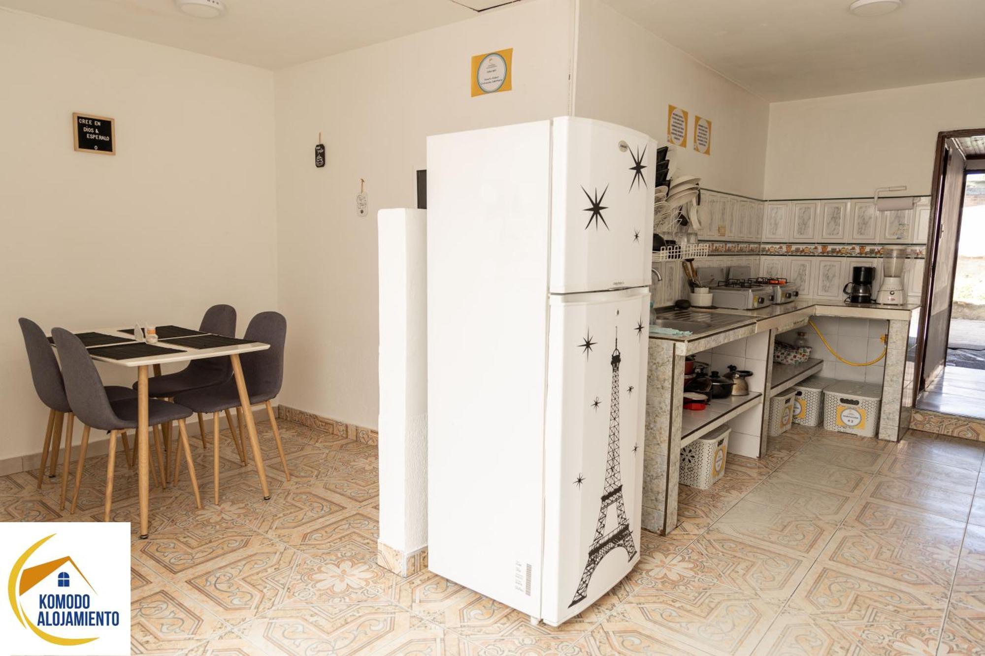 Komodo Alojamiento- Hostal Autoservicio, Ubicado Cerca Al Centro Historico - Bano Privado, Wifi , Cama 2X2 Y Agua Caliente Y Cocina Compartida Popayán Zewnętrze zdjęcie